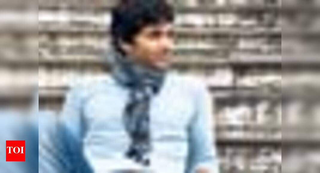 Purab is really busy! | Hindi Movie News - Times of India