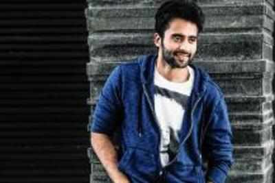 Jackky Bhagnani and Arshad Warsi shoot for an 'adult' lullaby