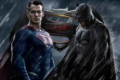 Batman v Superman' trailer leaks online | English Movie News - Times of  India