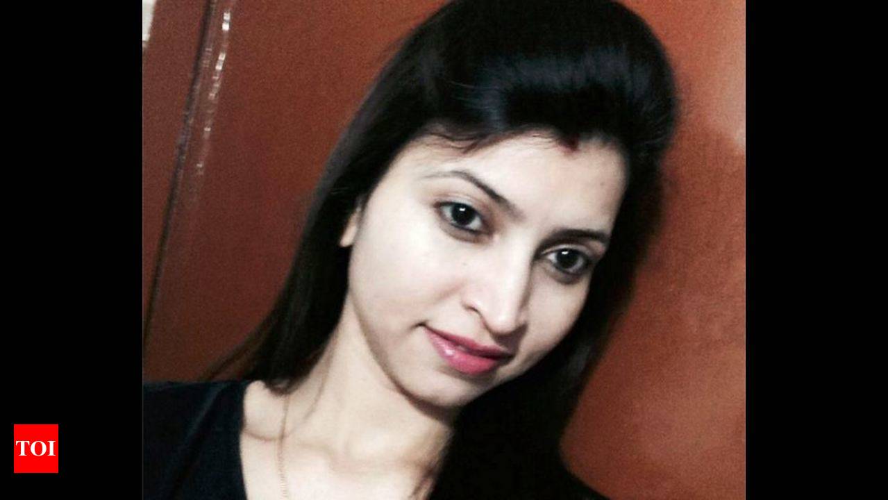 AIIMS doctor kills self, says husband gay | Delhi News - Times of India