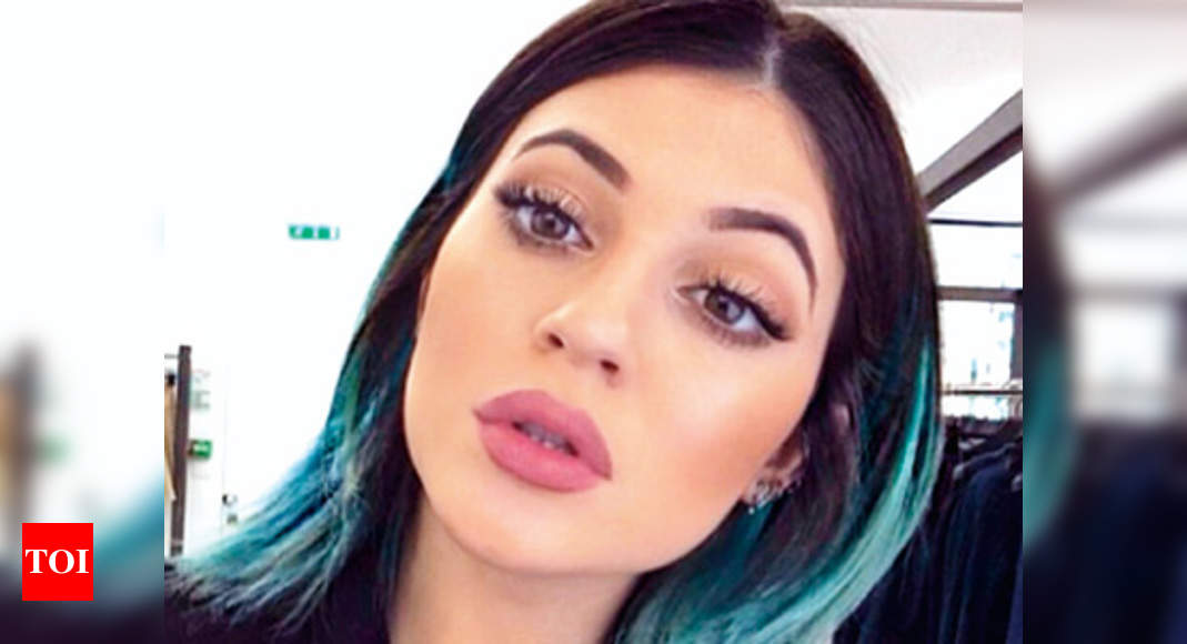 Kylie’s lips bruise the internet - Times of India