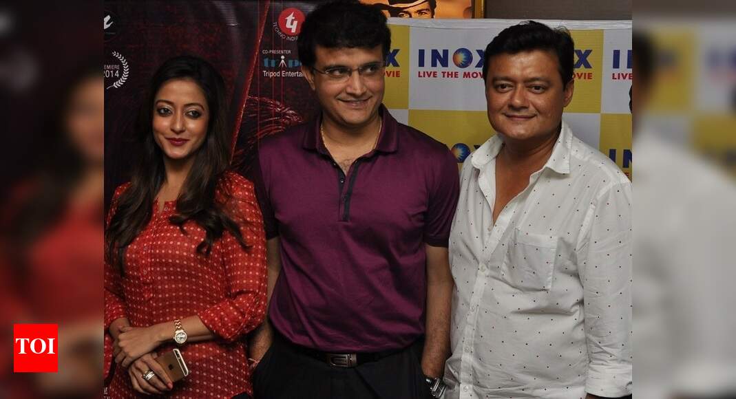 In Pics: Sourav Ganguly gets pally with the cast of 89 at the film's ...