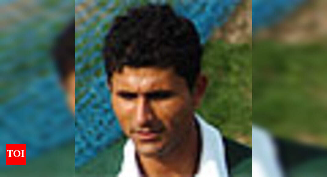 Yousuf, Razzaq to be awarded category A central contract | New Zealand ...