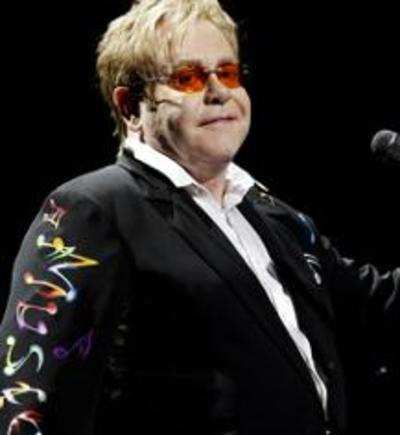 Elton John''s heart-shaped glasses found