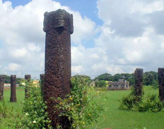 Sisupalgarh ruins