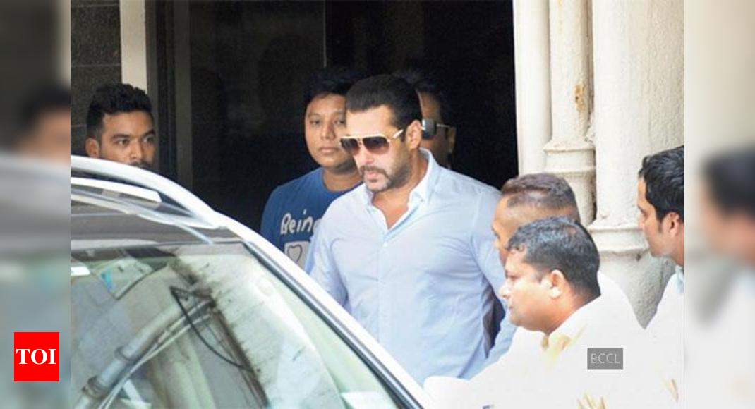 Salman Khan: In Pics: Bollywood supports Salman Khan | Hindi Movie News