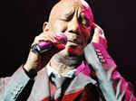 Singer Errol Brown dies at 71