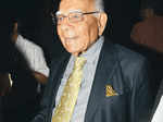 Satish--(45)-Ram-Jethmalani.jpg