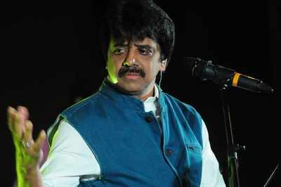 Sreenivas performs at Shaji Chennai's book launch in Kochi