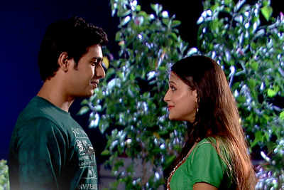 Love blossoms for Amol and Chhaya