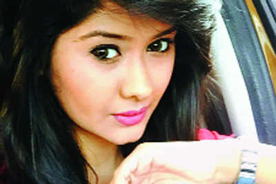 Kanchi Singh in a car accident