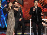 Siddharth Shukla shares stage with Malaika Arora Khan and Karan Johar