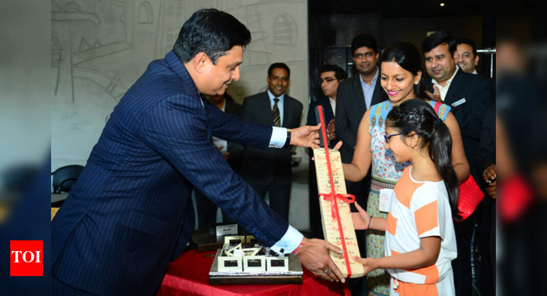 The Collector's edition cricket bat charity auction at Courtyard by Marriott Events Movie News