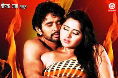 Kajal Raghwani Nude Sexi Image - Kajal Raghwani goes bold in 'Lagi Tohse Lagan' | Bhojpuri Movie News -  Times of India