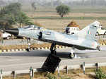 Mirage 2000 lands on Yamuna expressway Photogallery - Times of India