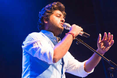 Arijit Singh sings a romantic number for 'Guddu Rangeela'