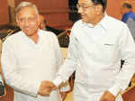 Mani Shankar Aiyar and P Chidambaram exchange Photogallery - Times of India