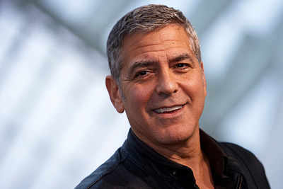 Dyeing hair makes men look older: George Clooney