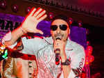 Sukhbir performs during Abhijeet Bhattacharya’s twenty-fifth wedding anniversary Photogallery - Times of India