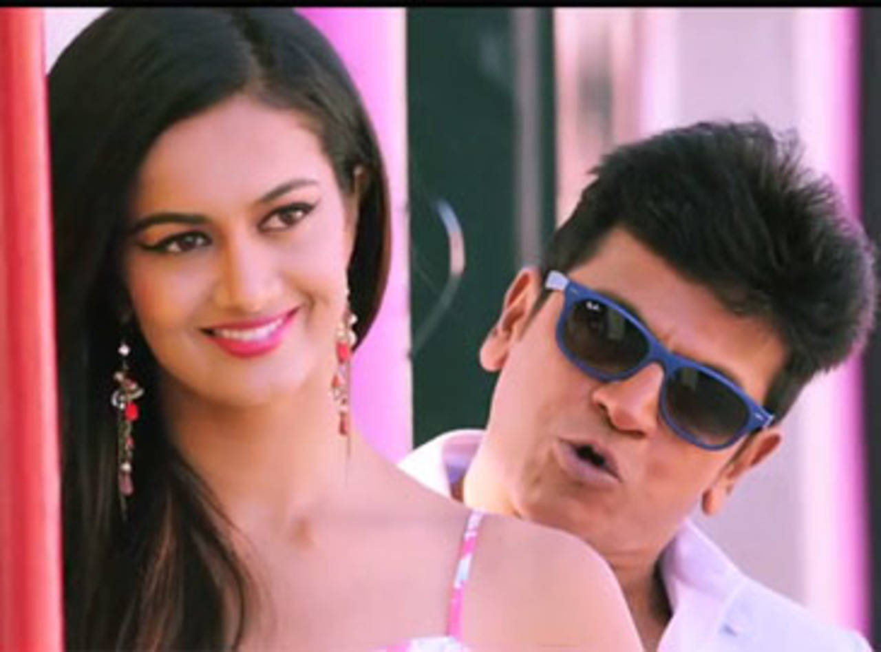 Watch Vajrakaya (Kannada) Full Movie Online | Sun NXT