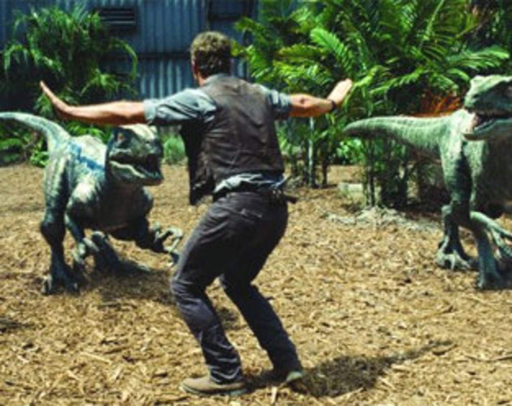 
Jurassic World: Official global trailer
