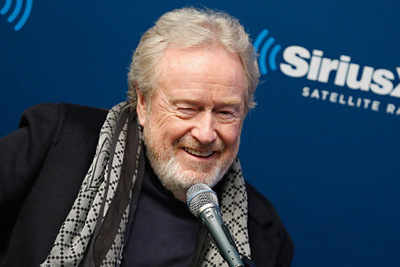 Fox moves Ridley Scott's 'The Martian' to October