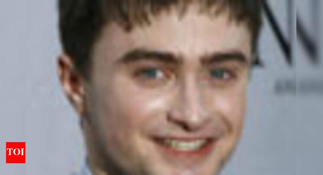 Radcliffe snubs university for acting | English Movie News - Times of India