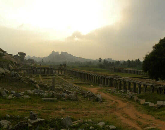 Plan a trip around Hampi