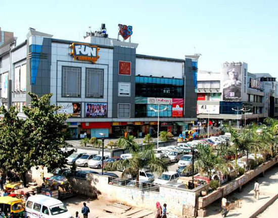 V3S Mall, Laxmi Nagar - Delhi: Get the Detail of V3S Mall, Laxmi Nagar ...