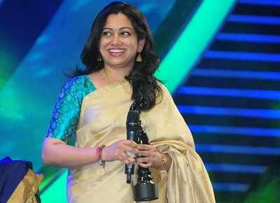 Anjali Menon chosen Best Director at Filmfare