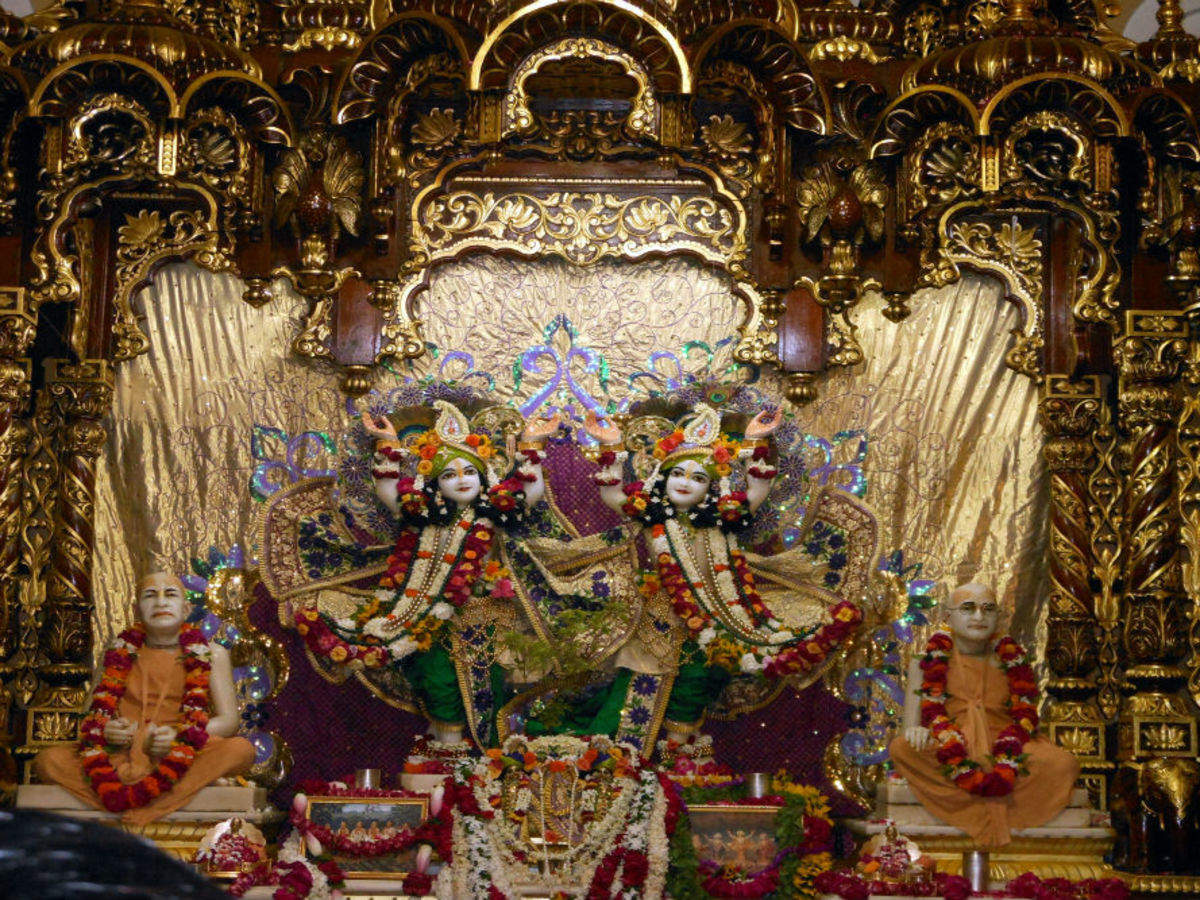 Krishna Balaram ISKCON Temple - Vrindavan: Get the Detail of ...