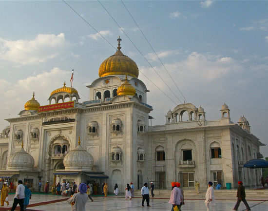 Gurudwara Bangla Sahib - Delhi: Get the Detail of Gurudwara Bangla Sahib on Times of India Travel