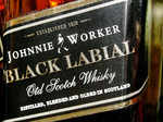 Johnnie Worker Black Labial scotch whiskey