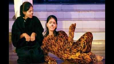 KG Trivedi's 'Saloni Goriya' play staged in Bhopal