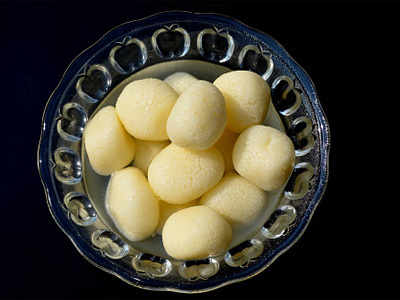 Who invented the rasgulla?