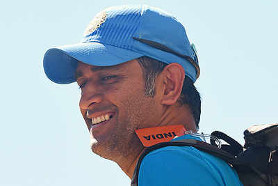 Mahendra Singh Dhoni celebrates 34th birthday | Off the field News ...