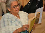 Ayesha during a Poetry reading session