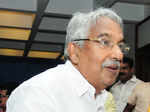 Oommen Chandy during the Iftaar party