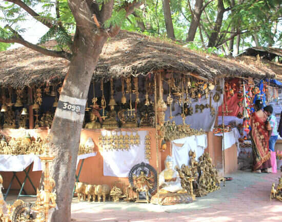 Street Shopping In Hyderabad | Street Markets In Hyderabad | Times of