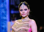 Minash showcases a creation by Sunil Jewellers