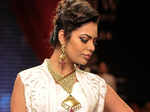 Shrithi showcases a creation by Anand Shah