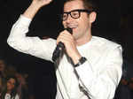 Romanian dance pop act, Akcent, clicked during his live performance