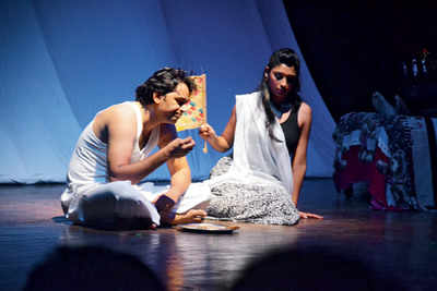 Arvind Kejriwal, Manish Sisodia and Kumar Vishwas watch the theatrical adaptation of Hamari Adhuri Kahani