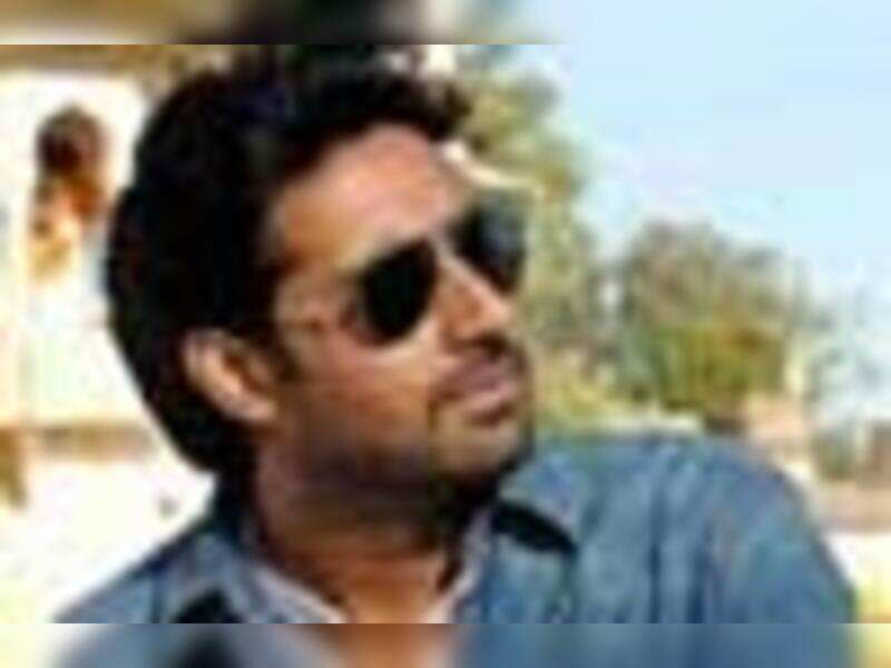 Abhi dies in Delhi 6 at Venice | Hindi Movie News - Times of India Abhi dies in Delhi 6 at Venice | Hindi Movie News - Times of India