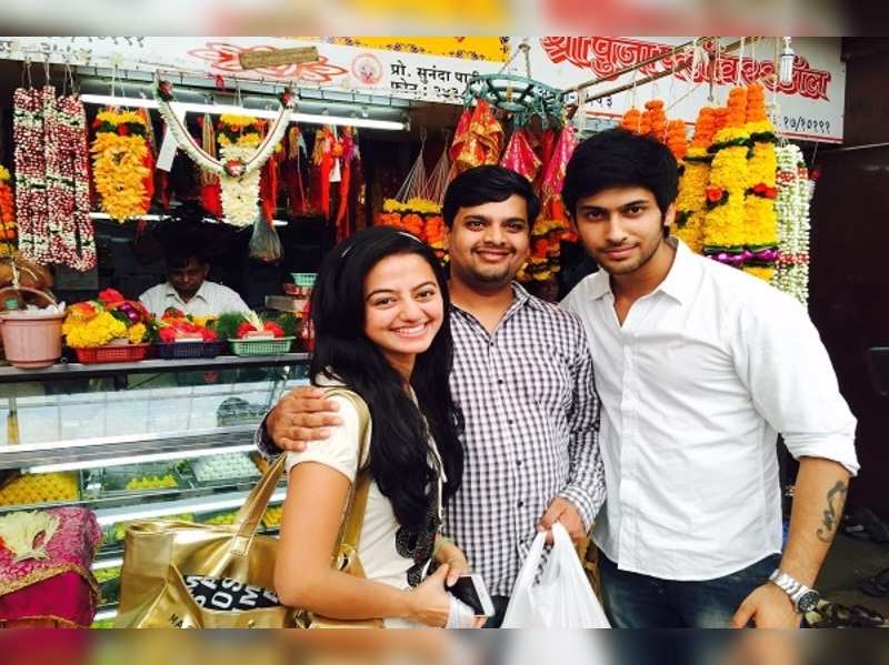 Swaragini Namish Taneja Seeks Blessings At Siddhivinayak Times Of India