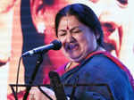 Shubha Mudgal performs during Mirchi Live concert