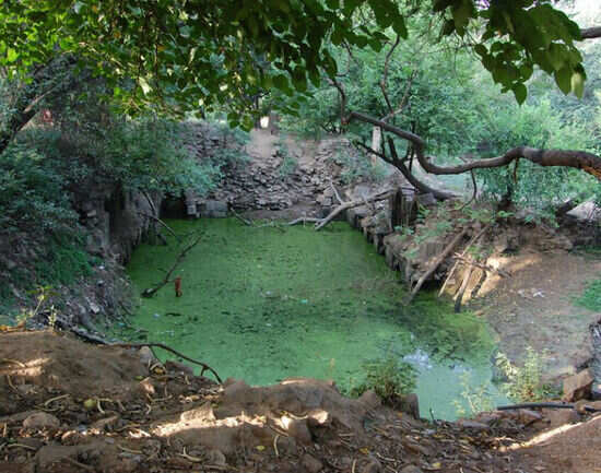 Chasing shadows―the most haunted places in Delhi
