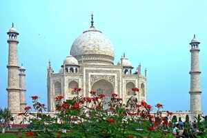 24 hours in Agra