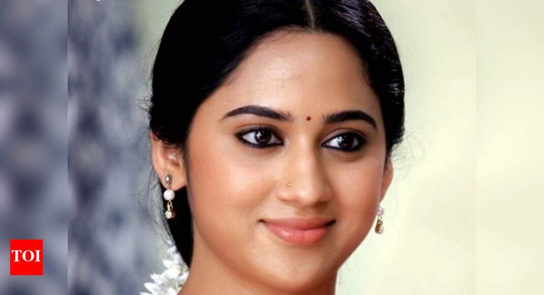 Shooting of Paavada kicks off! | Malayalam Movie News - Times of India