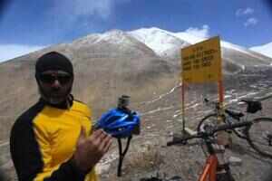 From Leh to Pangong on a bicycle